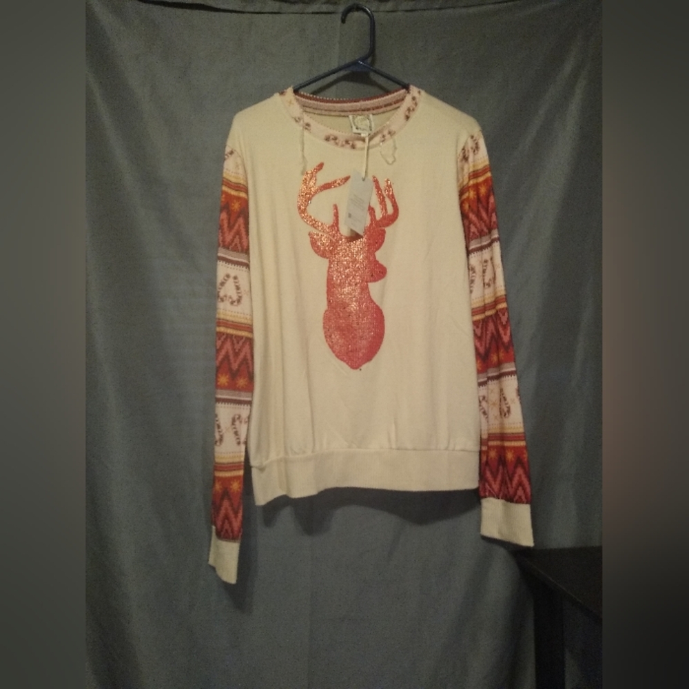 Brand new Tru self Beige and Red reindeer Christmas shirt